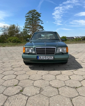 Mercedes-Benz Klasa E cena 26500 przebieg: 224000, rok produkcji 1994 z Lubin małe 191